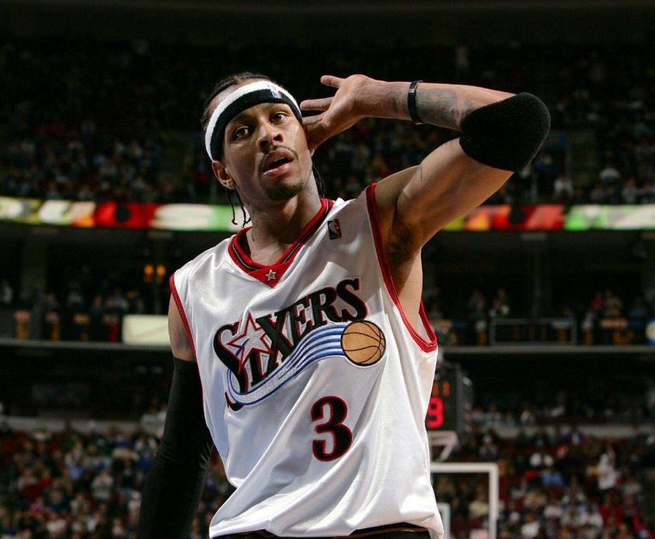 大谷翔平在 2021 年历史性地在全明星赛同时担任先发投手与第一棒打者