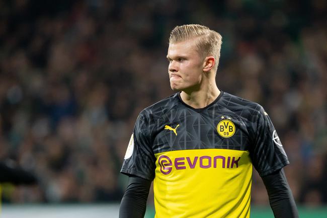 首节16分火力狂飙！杜兰特半场高效砍20分难救主