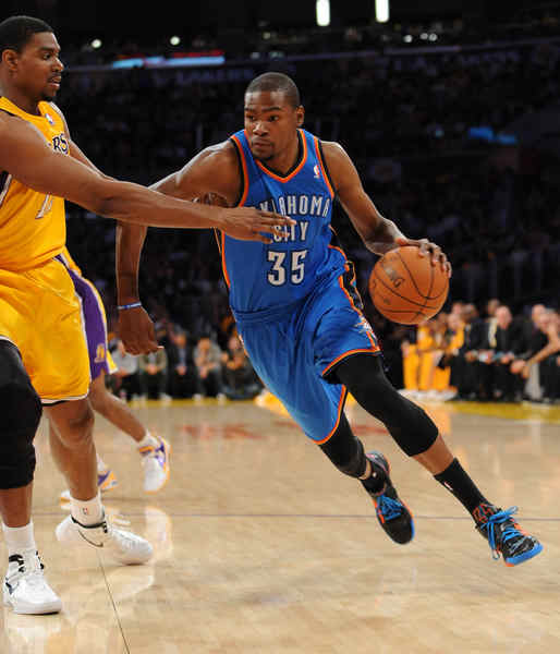 TES3-1击败IG，确定LPL三号种子！Rookie璐璐效果不佳，IG团战溃败