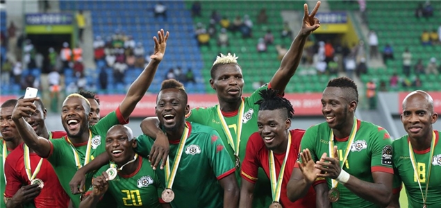 王曼昱首轮对阵大藤沙月