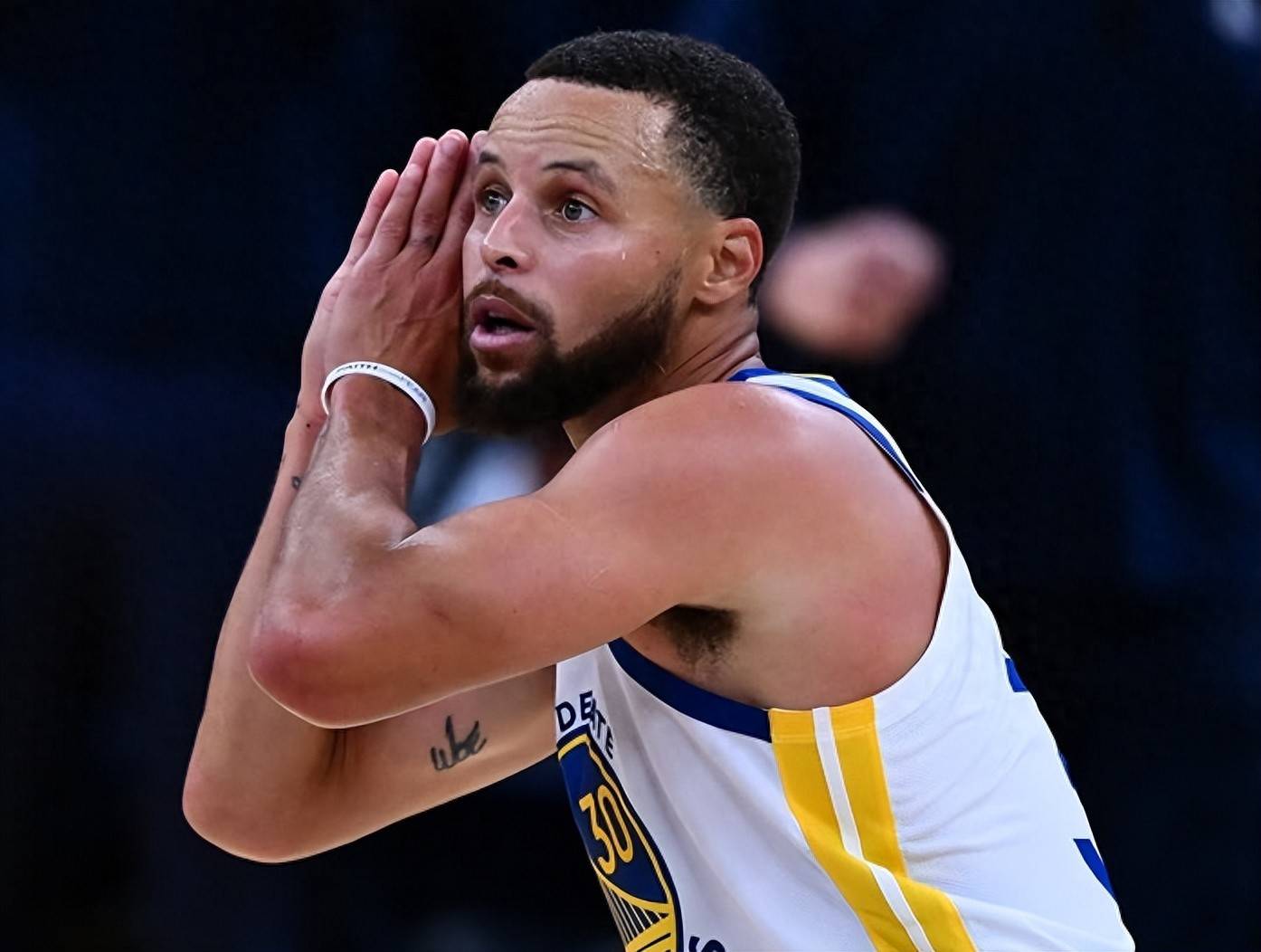 湖人爆冷31分惨败公牛 詹姆斯复出17分东契奇砍34+8