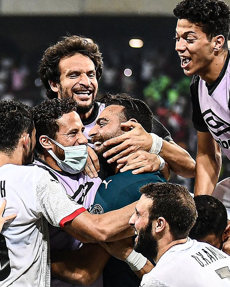 国脚关键进球助球队晋级