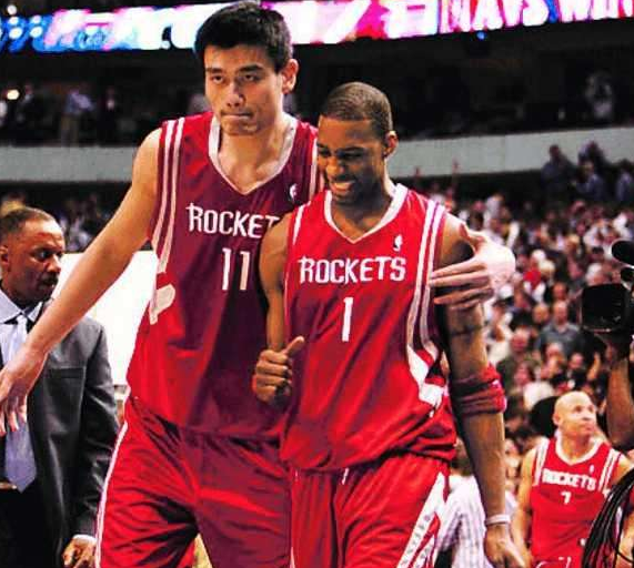 曼城控球优势明显