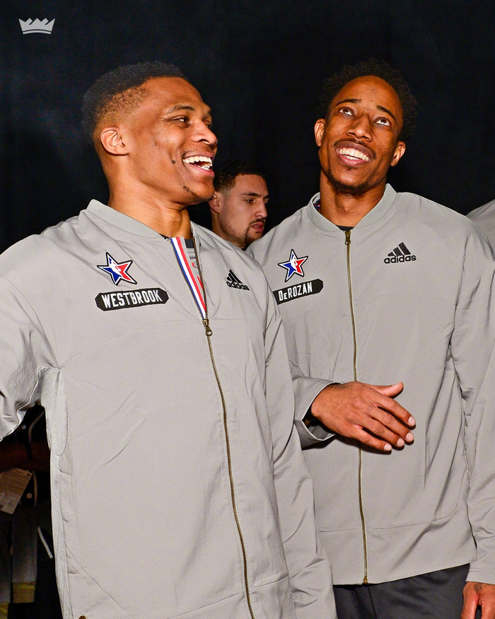 里夫斯成湖人队史第3位单场40+5+10+5三分的球员